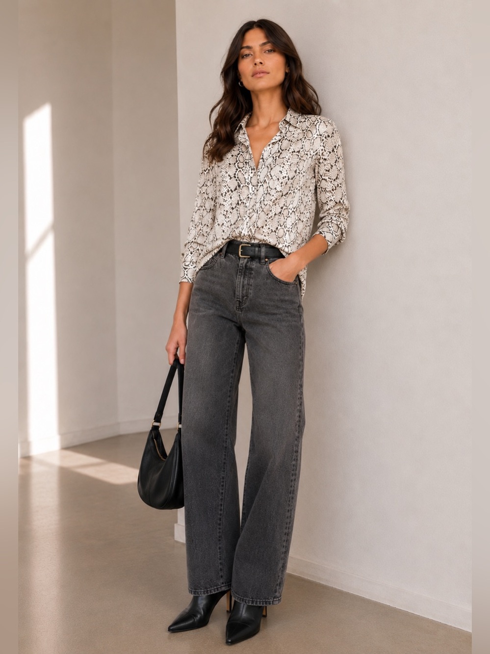 Equipment Slim Signature Silk Button Down Blouse Natural Size S